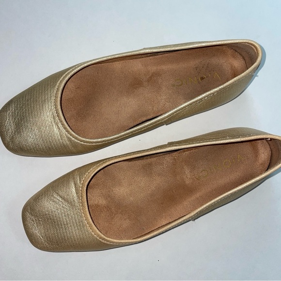 Vionic Shoes - Vionic Gold Ballet Flats Rounded Square Toe Size 6